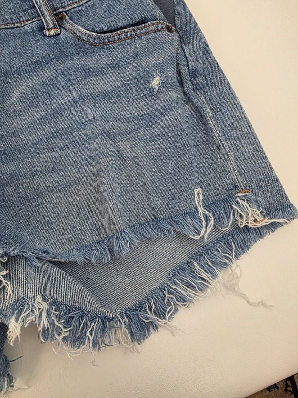 Hatch Distressed Maternity Denim Jean Shorts Frayed Hem Side Panels Size 27 - Picture 8 of 15